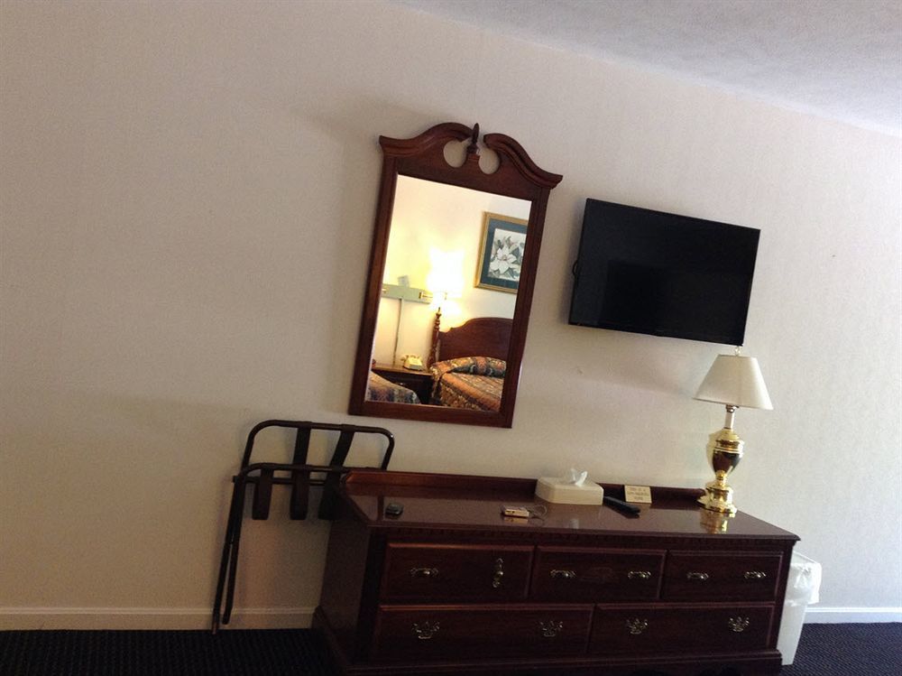 The Villager Motel บาร์ทเล็ตต์ ภายนอก รูปภาพ
